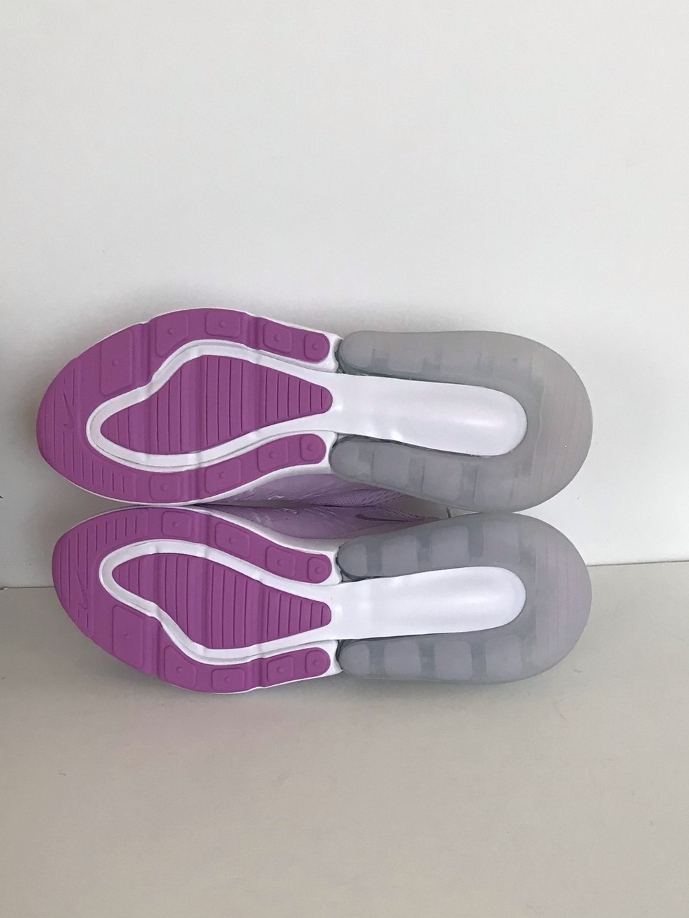 Nike Air Max 270 - Picture 7 of 8